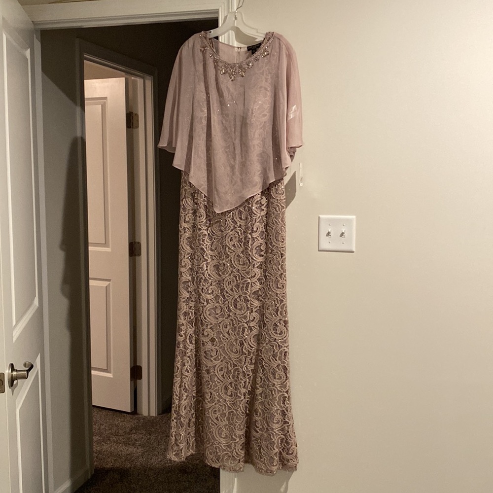 Mother/grandmother of the bride/groom dress